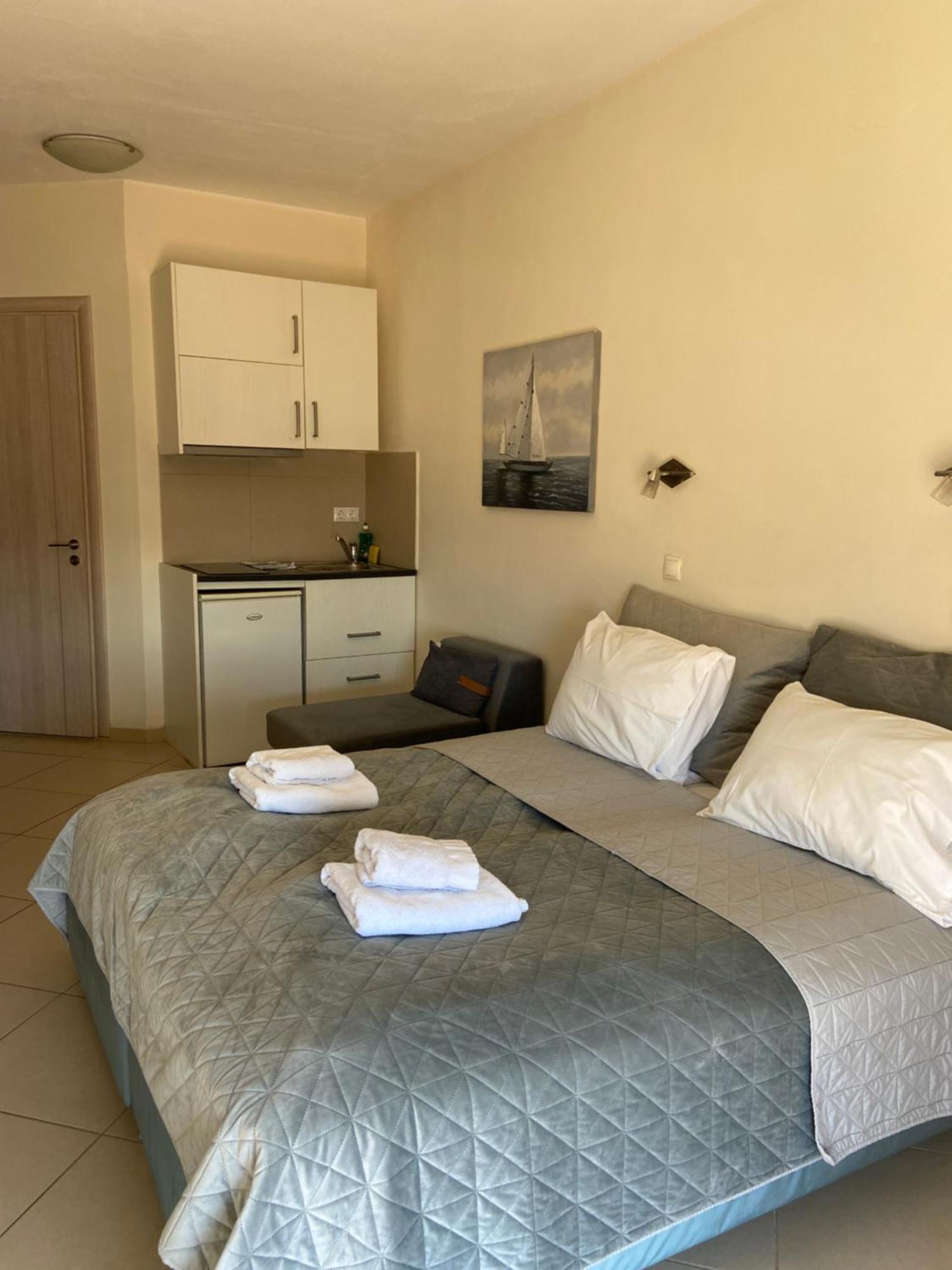 חאניה Candia Hotel מראה חיצוני תמונה